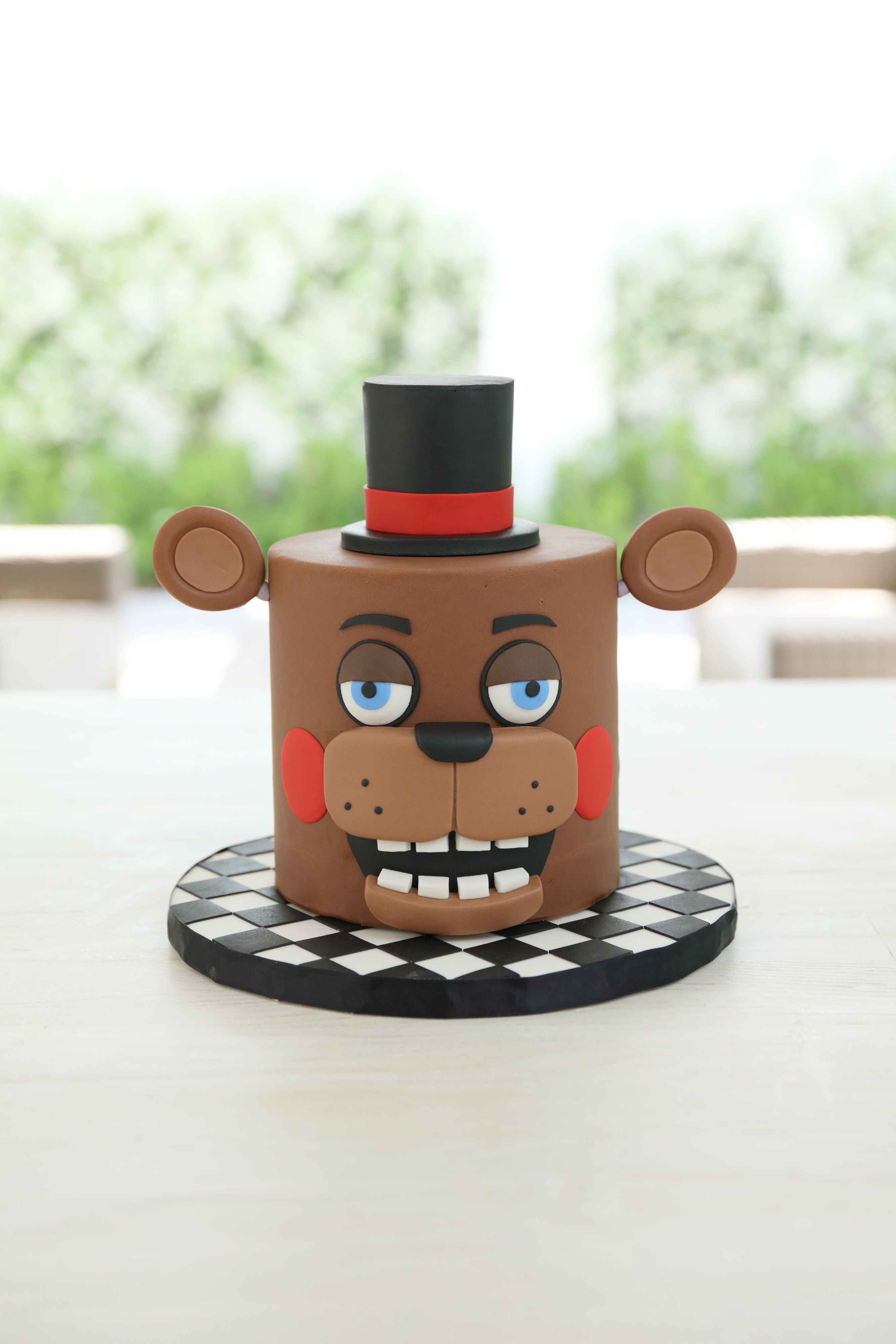 Five Nights at Freddy's Fazbear Cake – Rosanna Pansino