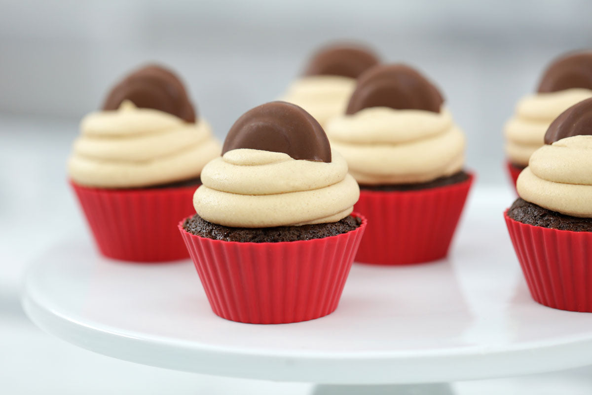 http://rosannapansino.com/cdn/shop/articles/girl-scout-cookie-cupcakes-banner.jpg?v=1547142677