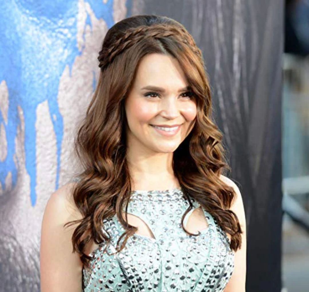 Rosanna Pansino Attends the Premiere of "Warcraft"